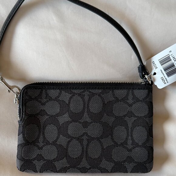 COACH Signature Double Zip Black/Grey Wristlet - Picture 4 of 7